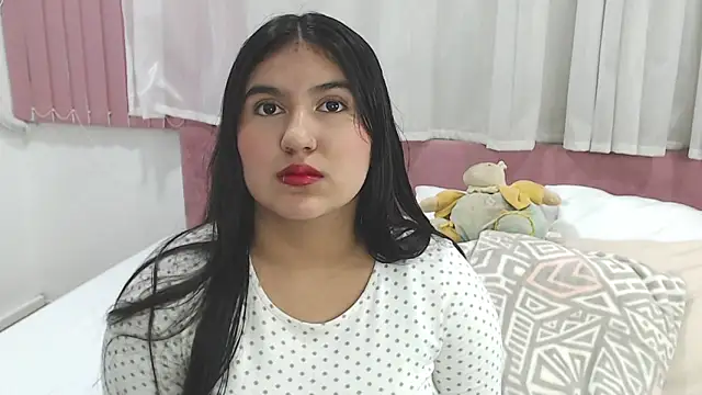 LexiiBloom online show from February 23, 2025, 11:11 am
