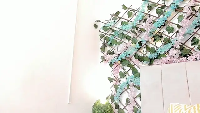 LexiiBloom online show from October 4, 2025, 2:42 am