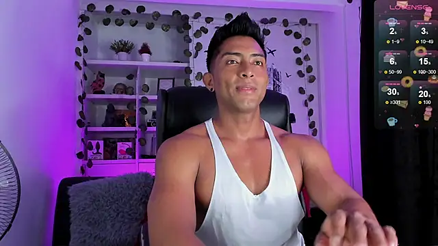 Couple muscle1 online show from December 26, 2024, 10:20 pm