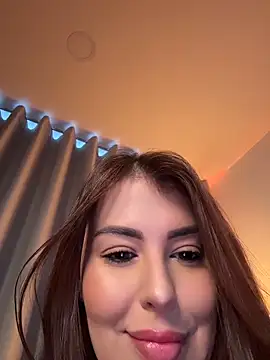 Snapshot of Eva_Gonzalez chatting on April 8, 2026, 11:05 pm Eva Gonzalez online show from April 8, 2026, 11:05 pm