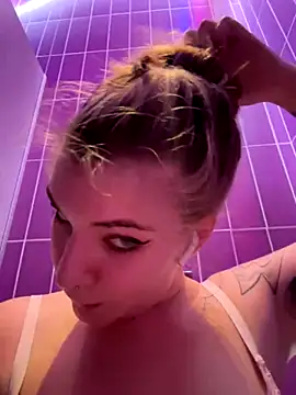 Holy Tereza online show from December 4, 2024, 6:17 pm