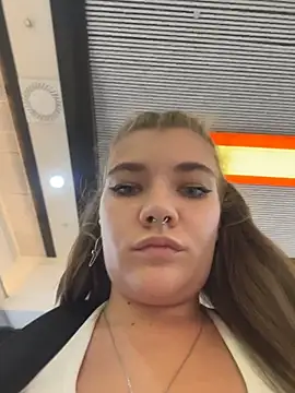Holy Tereza online show from July 14, 2026, 3:40 pm