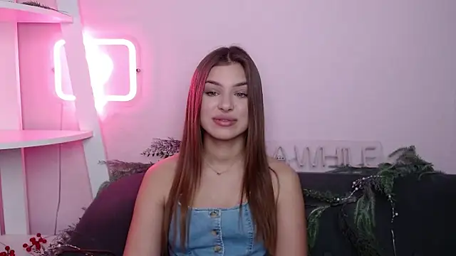 MilanaAngelAs online show from February 8, 2026, 5:44 am