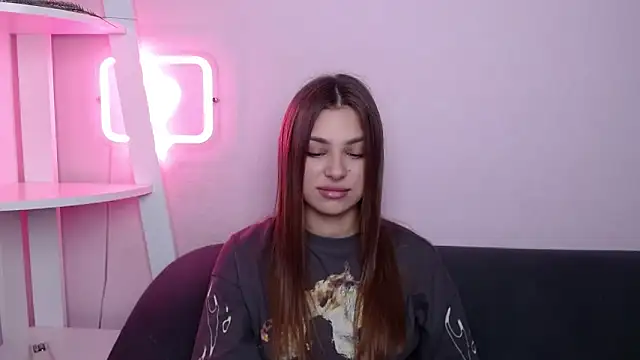 MilanaAngelAs online show from March 28, 2026, 5:51 am