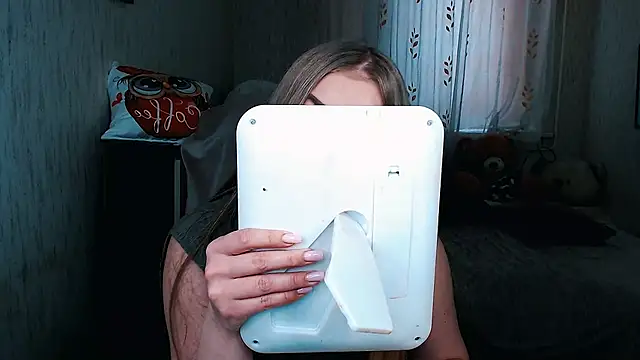 Snapshot of _KittyBoo chatting on February 10, 2026, 9:35 am KittyBoo online show from February 10, 2026, 9:35 am