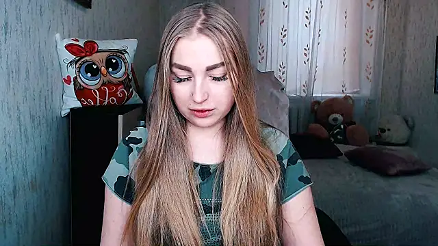 Snapshot of _KittyBoo chatting on February 12, 2026, 7:58 am KittyBoo online show from February 12, 2026, 7:58 am