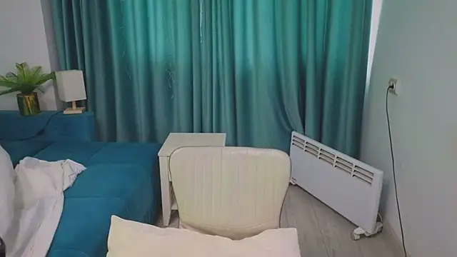 July Kane online show from October 29, 2025, 6:37 am