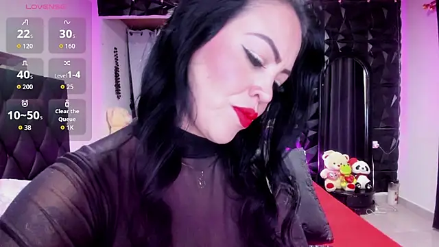 Snapshot of charlottemeyerr chatting on November 16, 2025, 9:42 pm charlottemeyerr online show from November 16, 2025, 9:42 pm