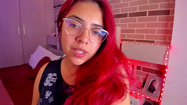 Rousse Collinss online show from December 24, 2024, 4:44 am