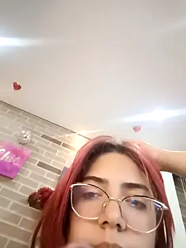 Rousse Collinss online show from March 21, 2025, 3:35 pm