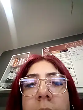 Snapshot of Rousse_Collinss chatting on February 20, 2026, 1:57 am Rousse Collinss online show from February 20, 2026, 1:57 am