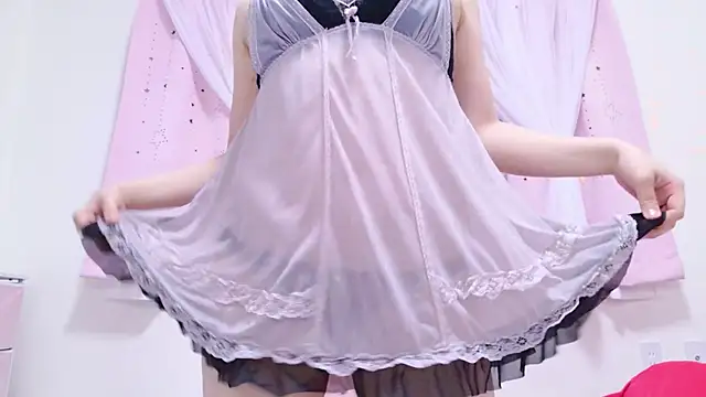 Snapshot of -YU- chatting on May 10, 2026, 5:51 pm -YU- online show from May 10, 2026, 5:51 pm