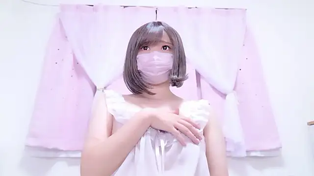 Snapshot of -YU- chatting on July 20, 2026, 5:26 pm -YU- online show from July 20, 2026, 5:26 pm