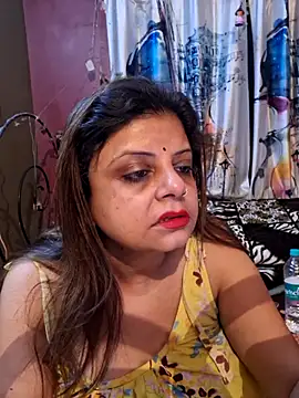 Snapshot of Maaya66 chatting on January 13, 2026, 6:24 pm Maaya66 online show from January 13, 2026, 6:24 pm