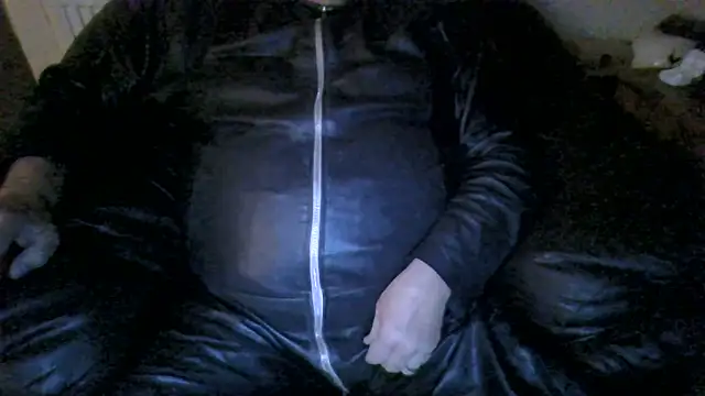 Leatherman63 online show from June 5, 2026, 2:29 am