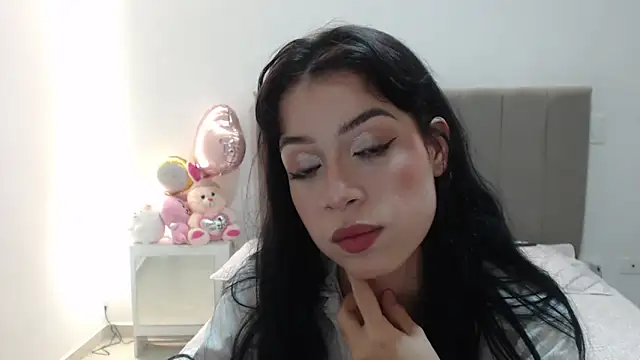 Caribbean beauty  online show from October 23, 2025, 1:49 am