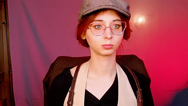 Orianna Fox online show from September 19, 2025, 1:56 pm