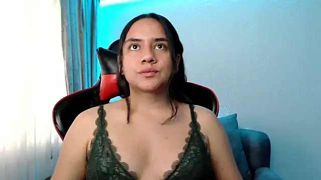 Snapshot of Lexyevans chatting on December 15, 2024, 7:10 pm Lexyevans online show from December 15, 2024, 7:10 pm