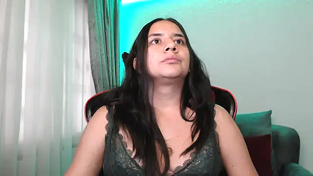 Snapshot of Lexyevans chatting on January 28, 2025, 10:34 pm Lexyevans online show from January 28, 2025, 10:34 pm