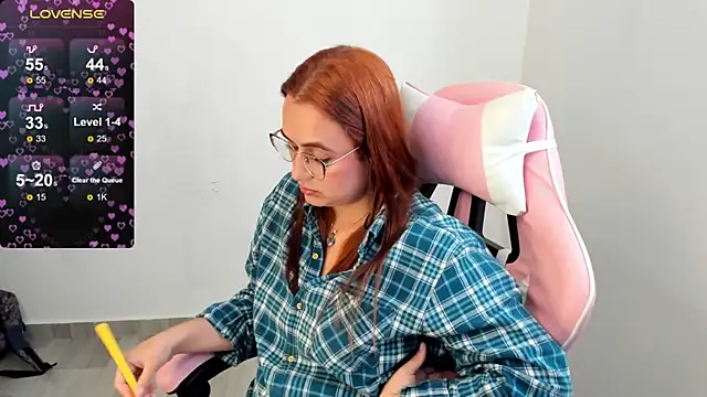 maryluna95 online show from December 18, 2024, 10:24 pm