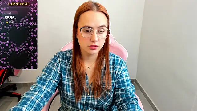 maryluna95 online show from January 5, 2025, 6:13 pm