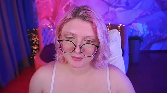 CoolTatis online show from October 12, 2025, 6:12 am