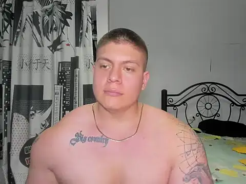 Snapshot of regan_jhonso chatting on December 20, 2025, 5:14 am regan jhonso online show from December 20, 2025, 5:14 am