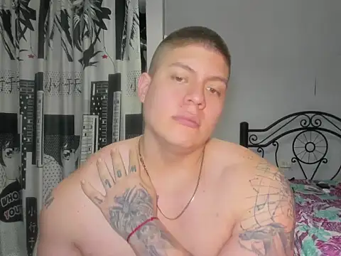 Snapshot of regan_jhonso chatting on January 6, 2026, 10:19 am regan jhonso online show from January 6, 2026, 10:19 am