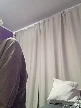 BritneyHudson online show from November 26, 2025, 2:12 am