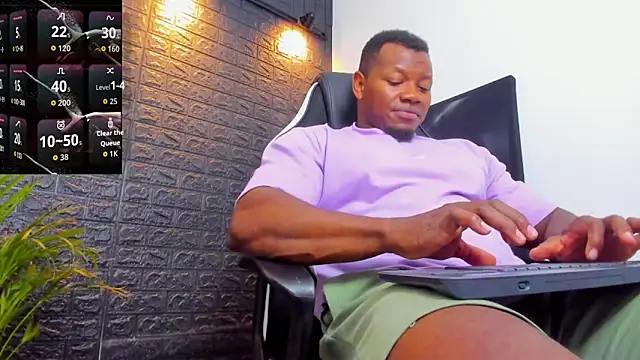 tommike online show from November 8, 2025, 11:58 pm