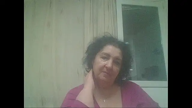 Snapshot of maturekorine chatting on February 8, 2026, 5:49 pm maturekorine online show from February 8, 2026, 5:49 pm