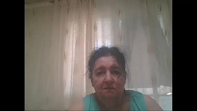Snapshot of maturekorine chatting on June 15, 2026, 4:20 pm maturekorine online show from June 15, 2026, 4:20 pm