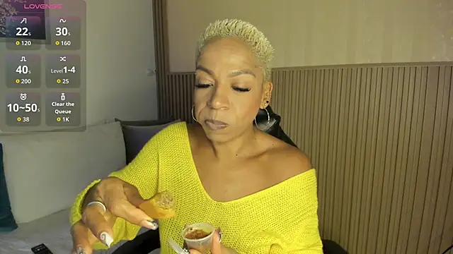 summer night  online show from October 21, 2025, 11:44 am