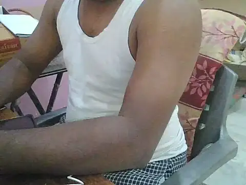 Snapshot of ITGuyhyd chatting on February 3, 2026, 8:41 am ITGuyhyd online show from February 3, 2026, 8:41 am