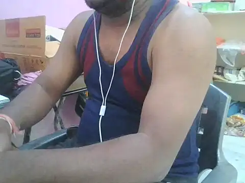 Snapshot of ITGuyhyd chatting on February 10, 2026, 8:29 am ITGuyhyd online show from February 10, 2026, 8:29 am