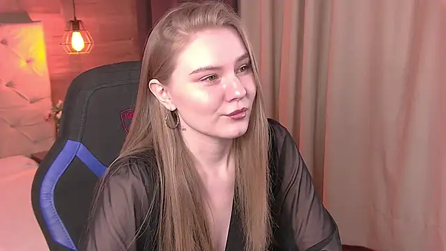 Snapshot of ValerieViolette chatting on February 13, 2025, 8:59 am ValerieViolette online show from February 13, 2025, 8:59 am