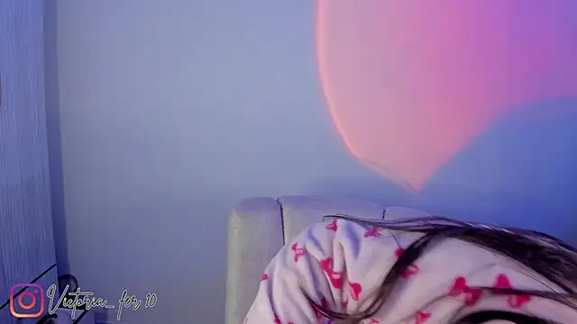 Snapshot of Victoria_fer chatting on March 6, 2025, 3:56 pm Victoria fer online show from March 6, 2025, 3:56 pm