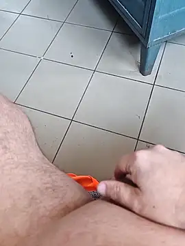 Szeltolo001 online show from December 18, 2025, 11:16 am