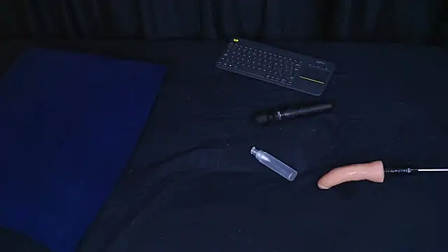 RaquelLust online show from December 21, 2024, 8:28 am