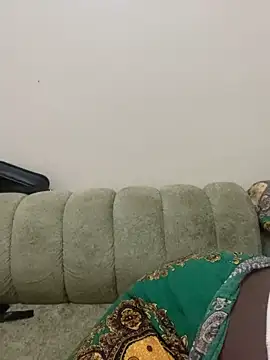 sweet18creamybigpussy online show from May 31, 2026, 9:05 pm