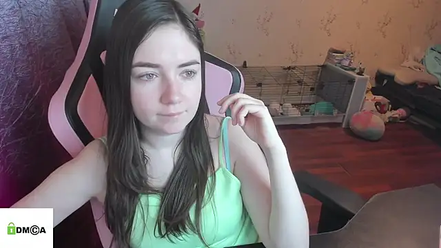 Crazy forest fairy online show from February 1, 2026, 9:02 pm