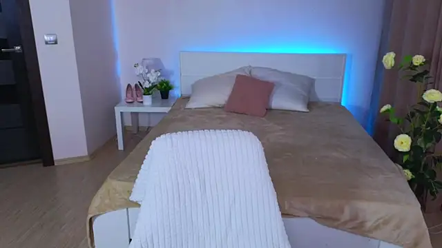 Hayle Hill online show from March 19, 2025, 9:28 am