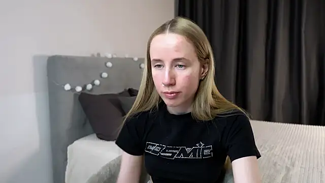 Cassie Kelman online show from February 3, 2026, 2:53 am