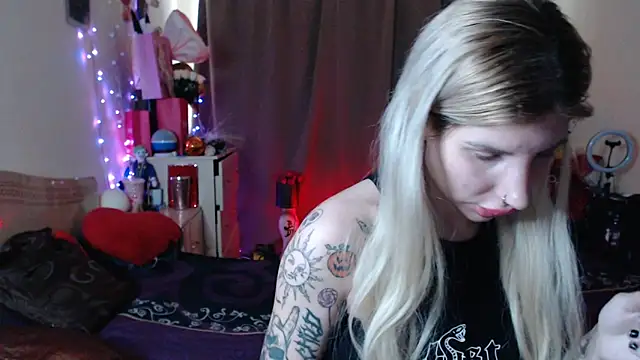 BLACKPeonyy online show from October 21, 2025, 11:11 am