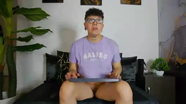 alex noa online show from February 14, 2026, 7:21 pm