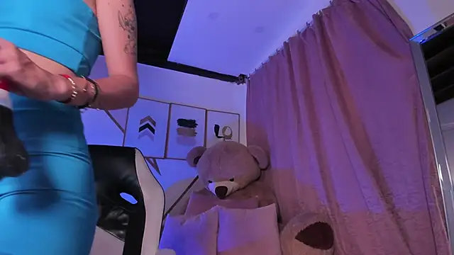 Snapshot of maye_wells chatting on January 30, 2025, 5:39 pm maye wells online show from January 30, 2025, 5:39 pm