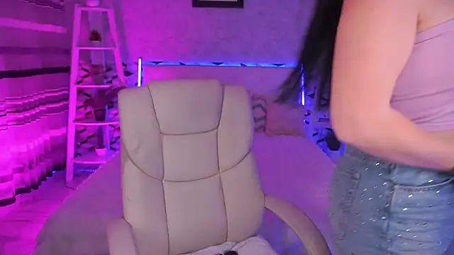 ArianaDarkk online show from April 9, 2026, 8:36 pm