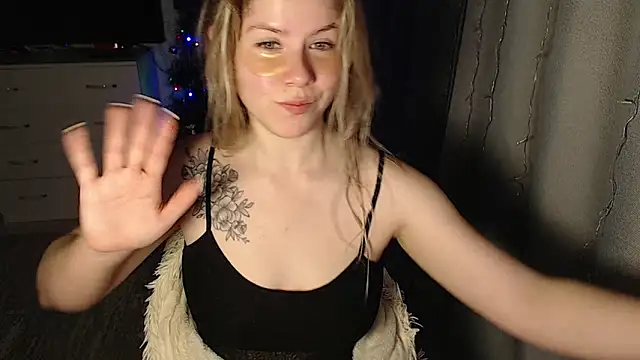 MelissaXKinky online show from January 1, 2025, 8:04 pm