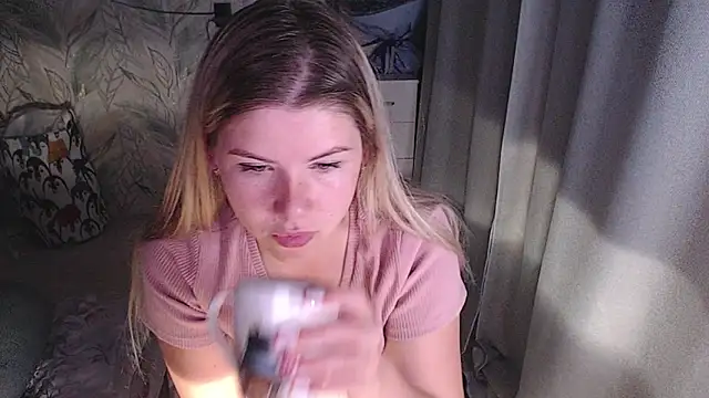 MelissaXKinky online show from September 11, 2025, 5:46 pm