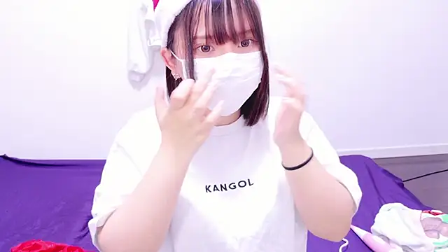 senachinnn online show from December 9, 2024, 7:28 am